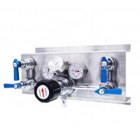 High pressure automatic change over system medical oxygen regulator